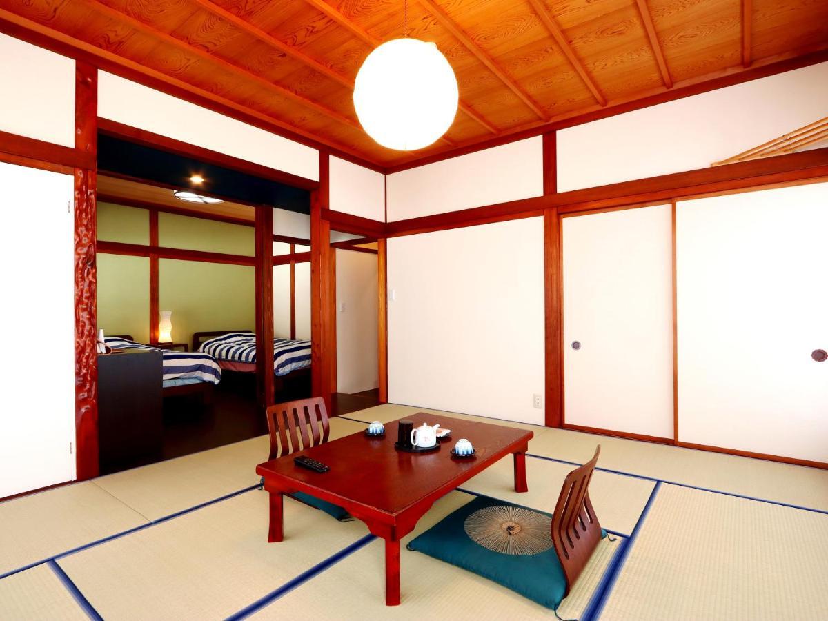 富山県 よしのや旅館 Nanto Luaran gambar